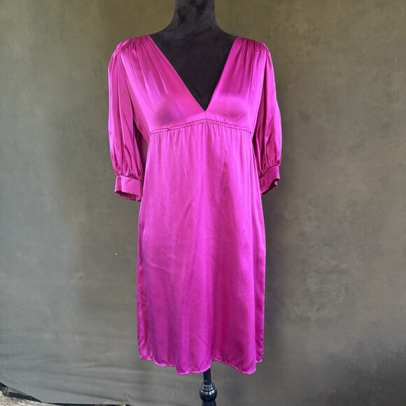 Amanda Uprichard Dresses & Skirts - Amanda Uprichard Size Small 100% Silk Fuchsia Empire Waist Dress